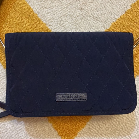 Vera Bradley - Picture 5 of 10